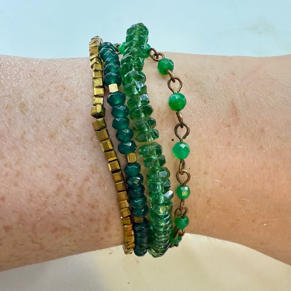 Elegant Green and Gold Beaded Bracelet Set